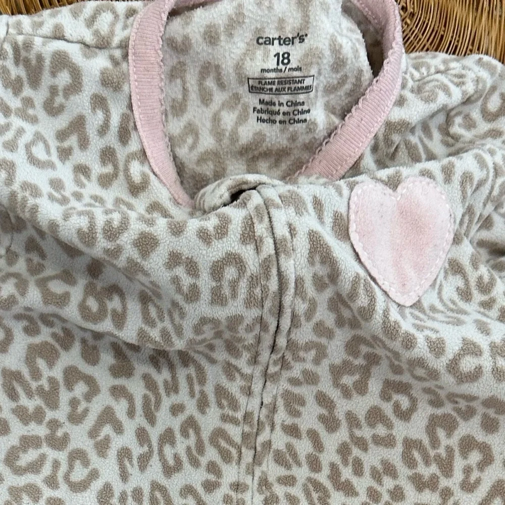 Carter’s Leopard Print Baby Toddler Girl Zip Footie One Piece Pajamas 18 Months